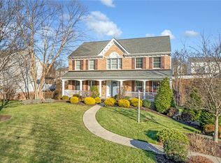 7013 Pin Oak Ct, Mc Kees Rocks, PA 15136