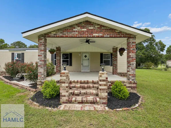 230 Revis Blocker Rd NE, Glennville, GA 30427