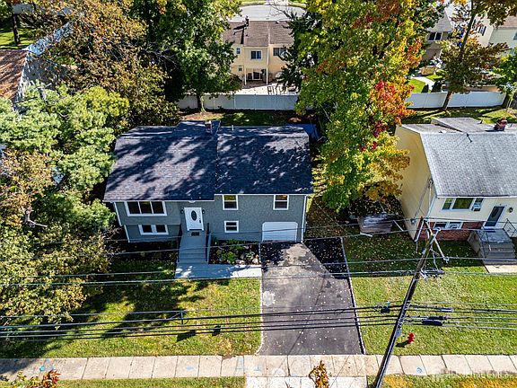 5th image of 704 Wood Ave