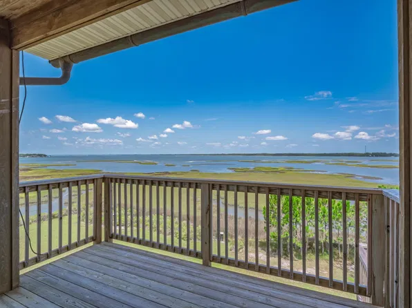 23 George Vause Rd, Alligator Pt, FL 32346