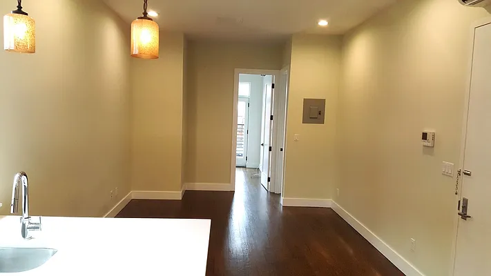 Rented by null | media 6