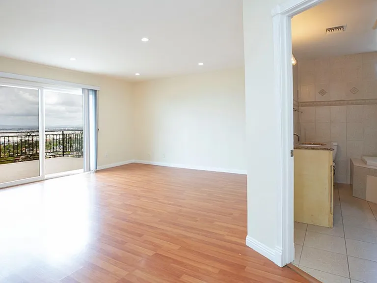 2735 Joaquin Dr — Photo 12
