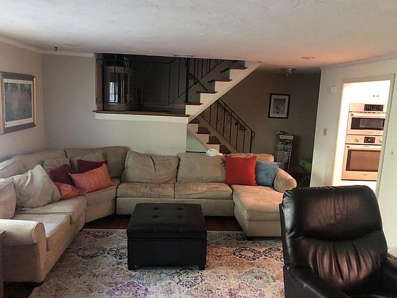 5th image of 14 Hollis St #14