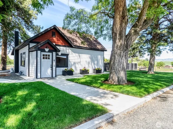 1111 Rooster Road, Walla Walla, WA 99362