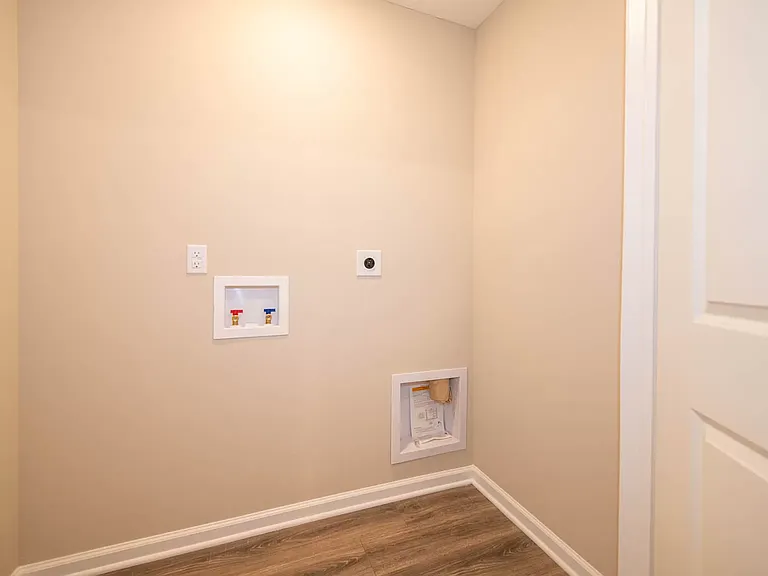 6438 Yuma Ct — Photo 15