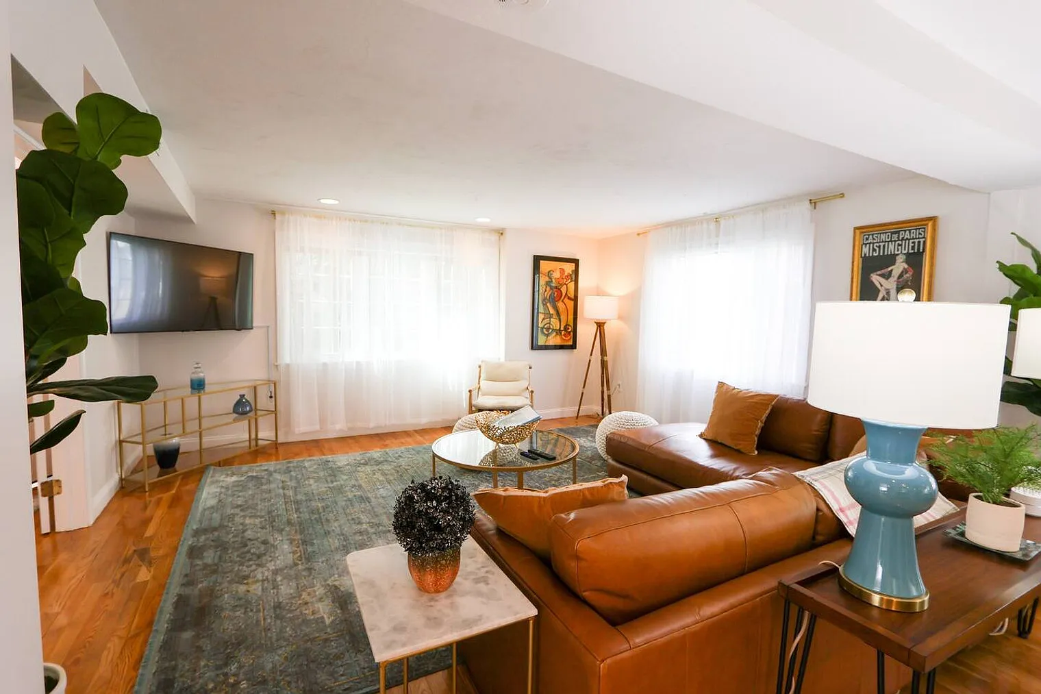 3 bed, 3.0 bath, 2023 sqft, $8,637 — Photo 1