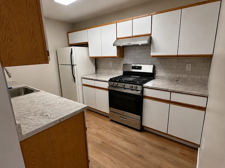 2382 Phillip Ct — Photo 9
