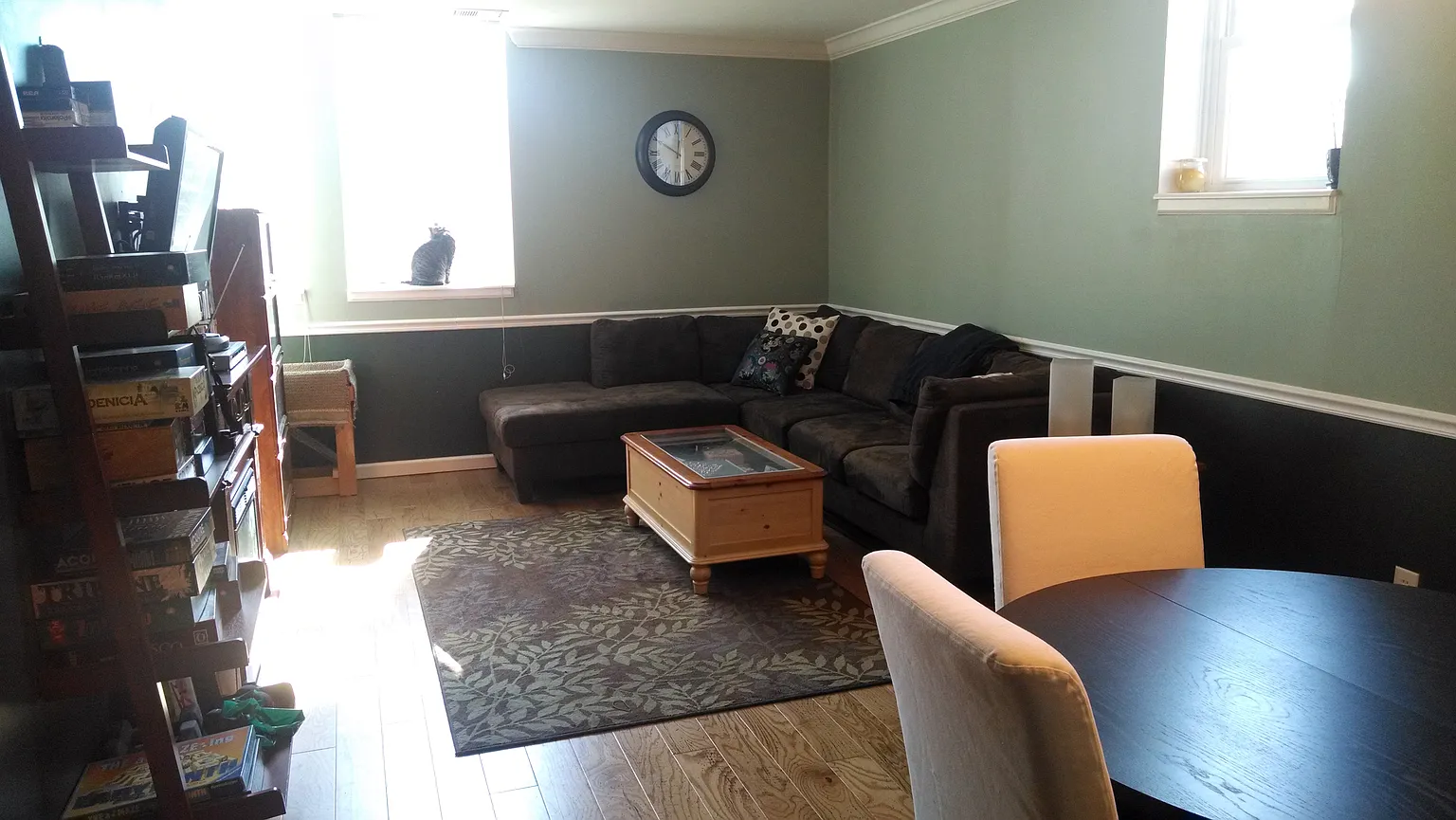 533 Colebrook Dr APT E photo 1
