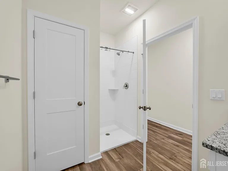 228 Park Ln — Photo 17