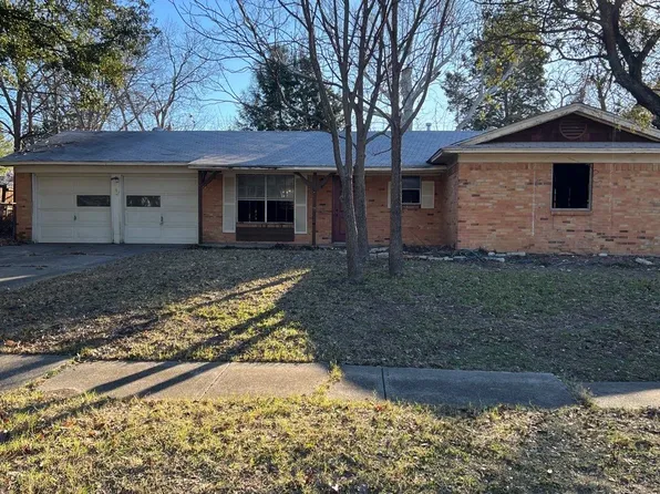 13312 Roaring Springs Ln, Dallas, TX 75240