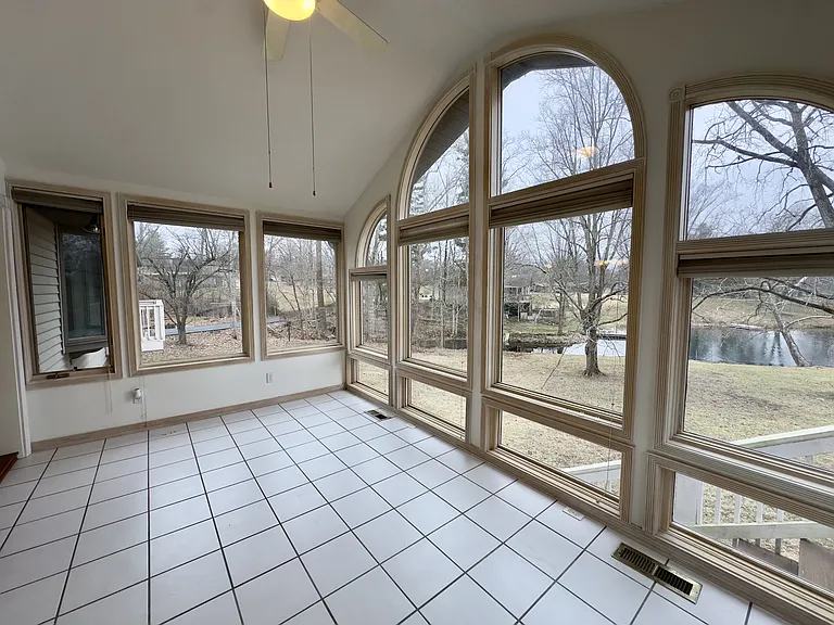 690 Terrace Lake Rd — Photo 31
