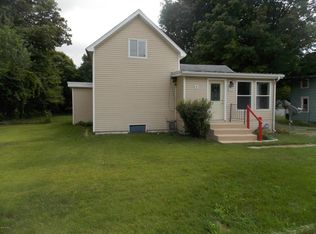 633 S O'Keefe St, Cassopolis, MI 49031