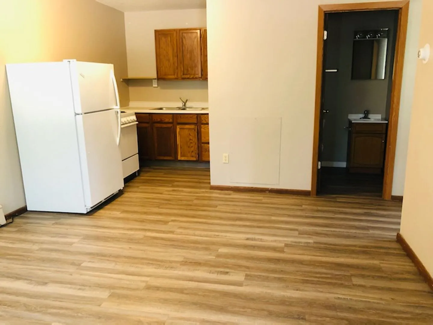 616 and 706 Park Street — Photo 2