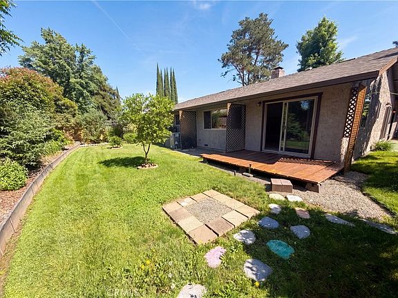 5th image of 831 Shepard Ln