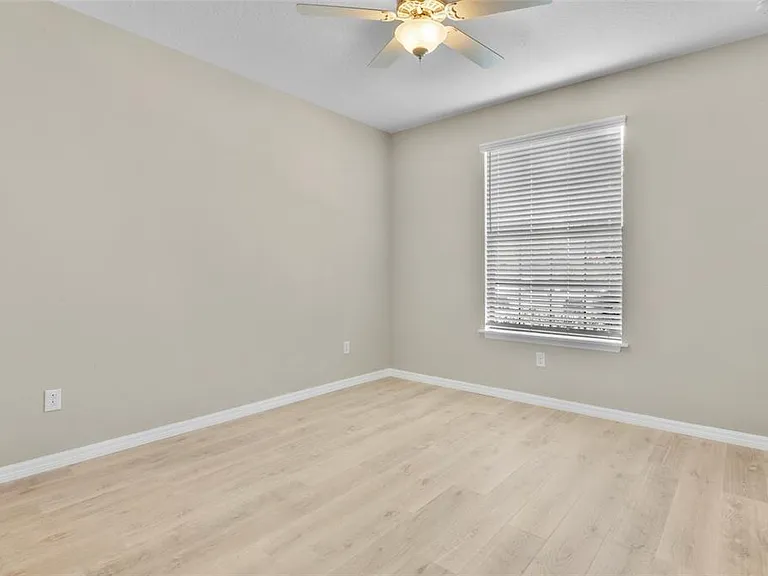 5425 Cicerone St #102 — Photo 18