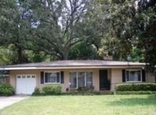 1320 Jean Ct, Jacksonville, FL 32207