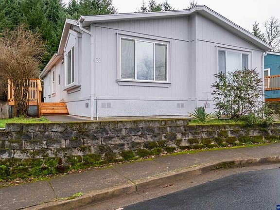 2nd image of 2155 Robins Ln SE Unit 33