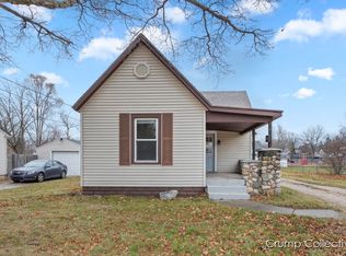 2130 Oregon Ave SW, Wyoming, MI 49519