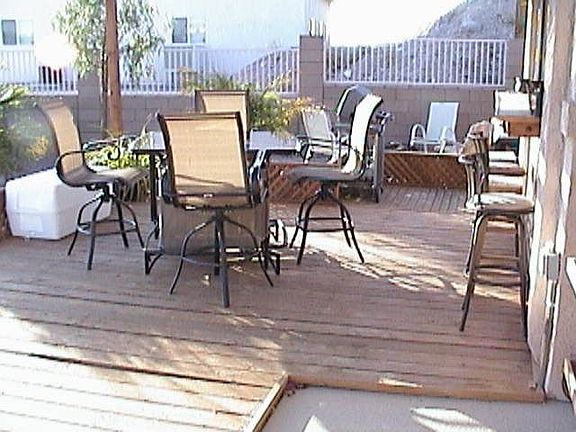 Fun BBQ/Bar Area