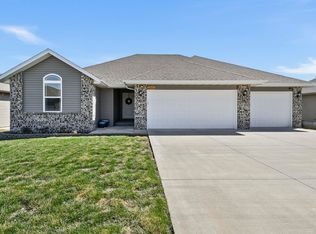 1346 S Marseilles Ave, Republic, MO 65738