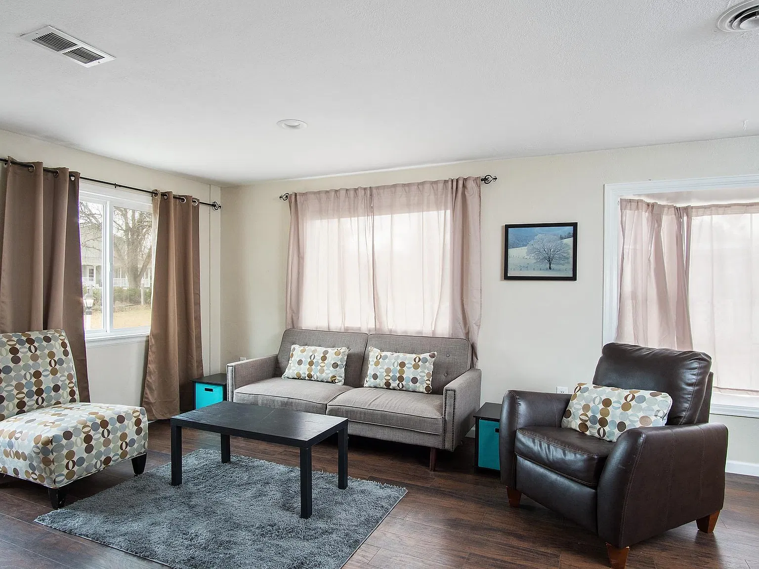 2 bed, 1150 sqft, $2,200 — Photo 4