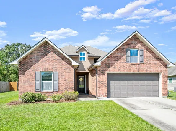 38206 Coral Reef Ct, Gonzales, LA 70737