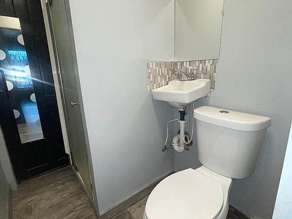2nd image of 735 Hancock St APT 4