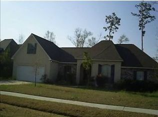 200 Shady View Ln, Covington, LA 70433