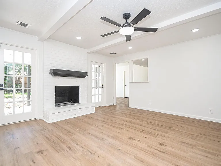 7703 Braesridge Ct — Photo 14