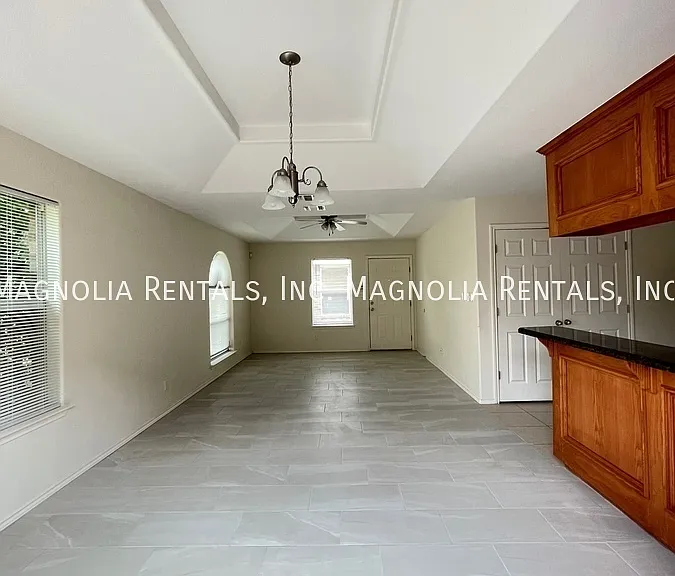 3705 S Fairmont Ave #A — Photo 33