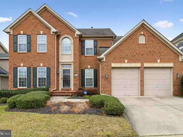 2710 Lake Forest Dr, Upper Marlboro, MD 20774