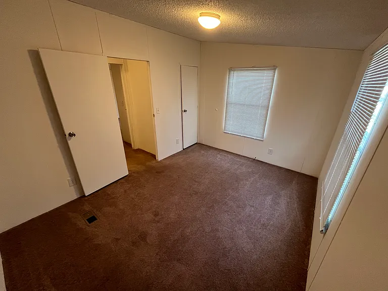 4314 Lake Front Blvd — Photo 9