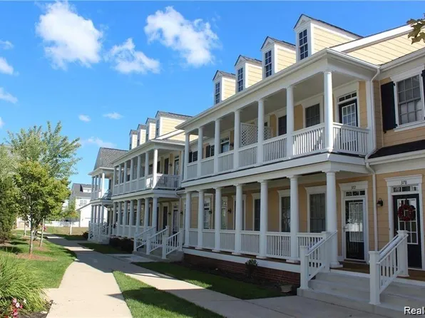 348 Filmore St, Canton, MI 48188