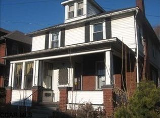10 9th St, Tyrone, PA 16686