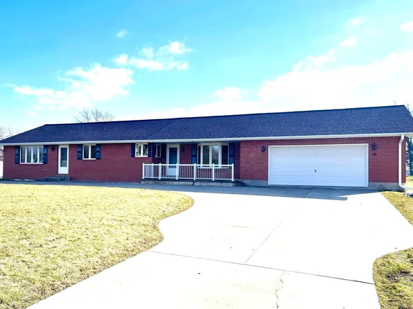 10 Marquette Ln, Spring Valley, IL 61362