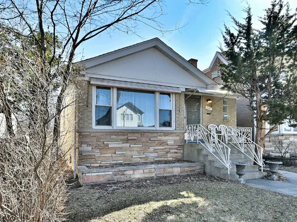 5247 N Mulligan Ave, Chicago, IL 60630