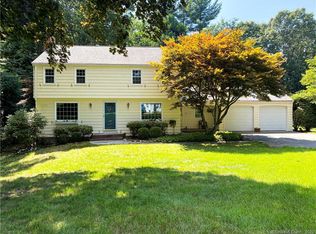 333 Buttonball Ln, Glastonbury, CT 06033