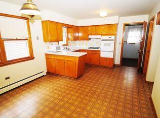 3816 N Drake Ave #2, Chicago, IL 60618