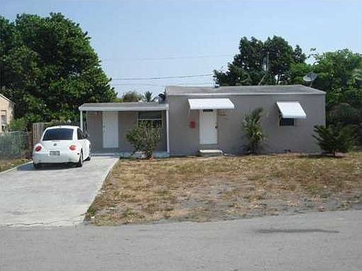 1st image of 2131 Plunkett Ct