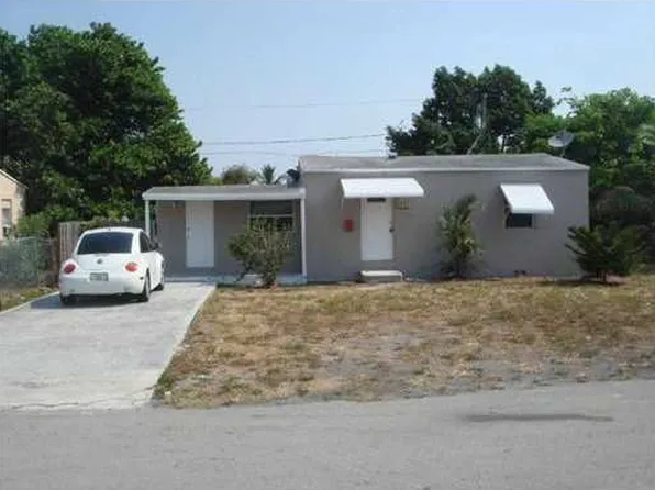 2131 Plunkett Ct, Hollywood, FL 33020