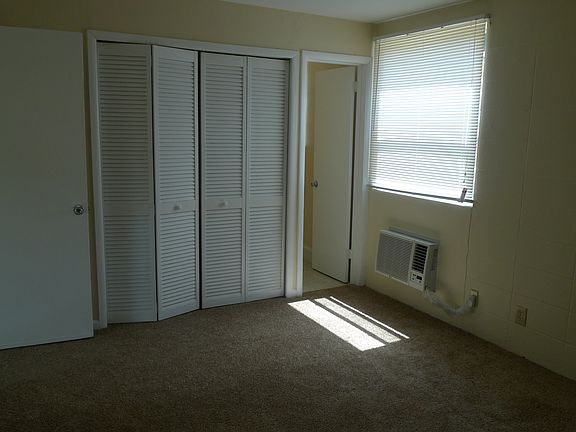 4th image of 1242 19th Ave N APT 15