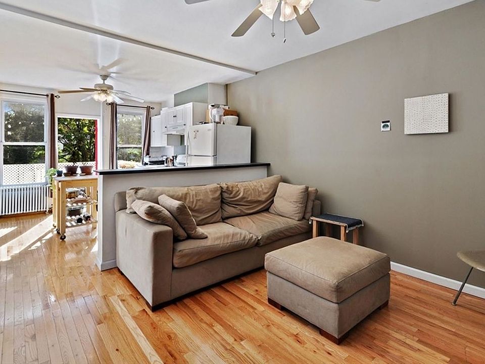 2nd image of 488 President St APT 2