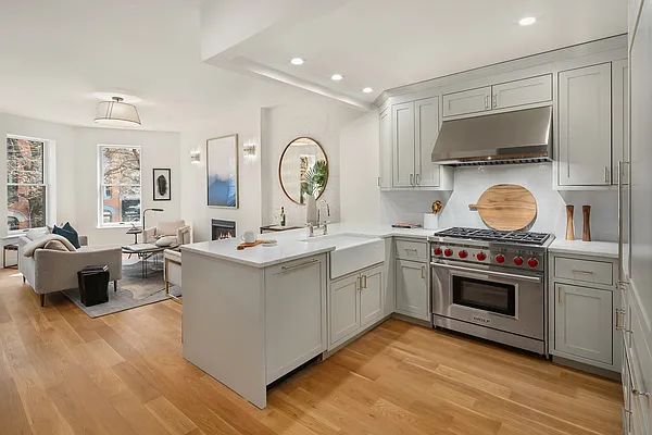 Sold by Douglas Elliman | media 18