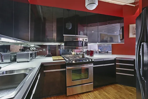 Sold by Corcoran | media 29