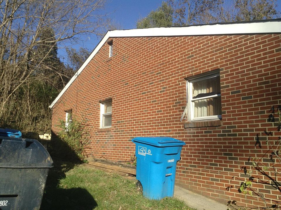 2nd image of 715 Orange Ave NW #&