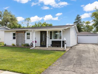 426 Holden Ave, Romeoville, IL, 60446