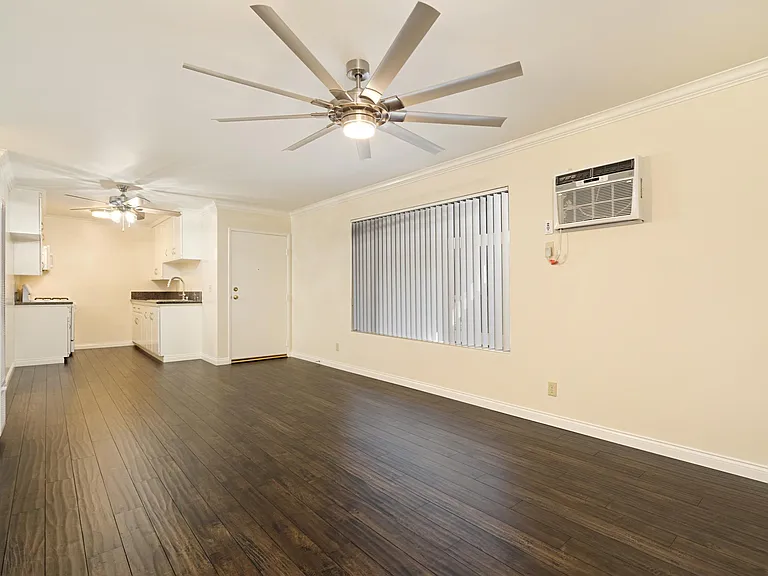 2266 Cazador Dr #4 — Photo 10