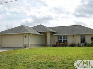 3205 36th St SW, Lehigh Acres, FL 33976