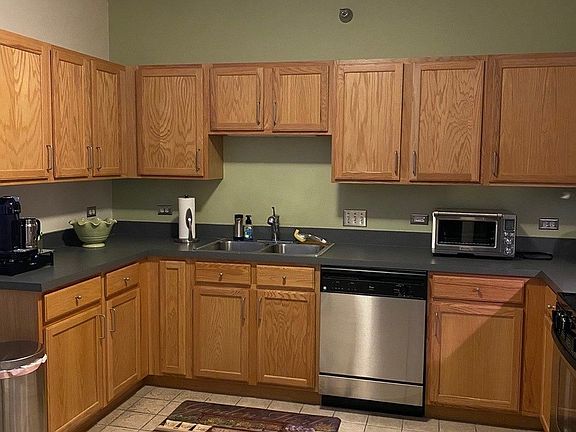 5th image of 410 W Mahogany Ct Unit 402