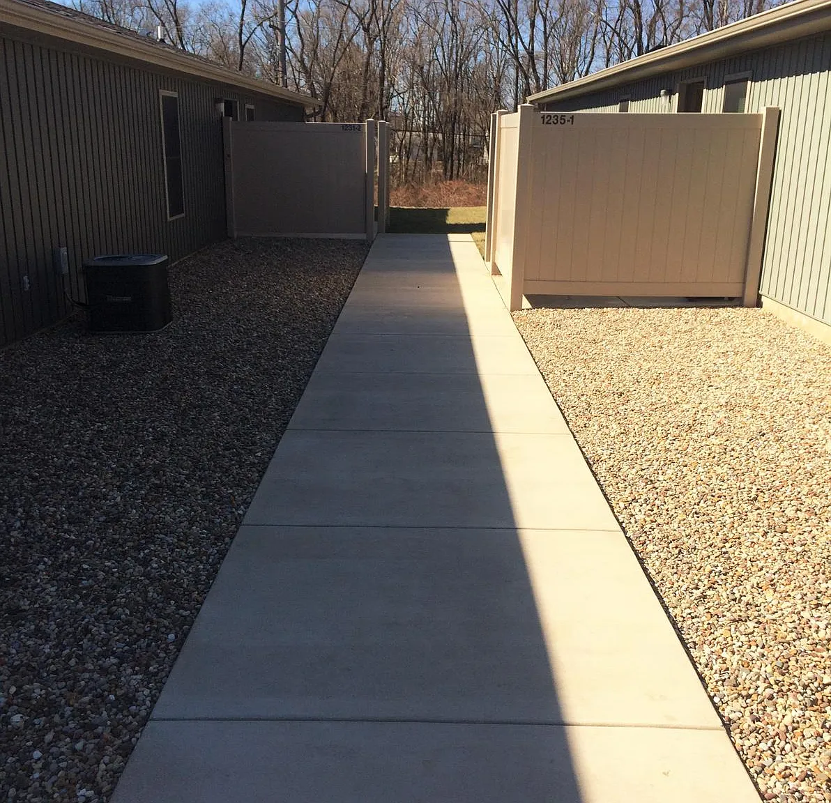 Florence Ave. Duplexes — Photo 1